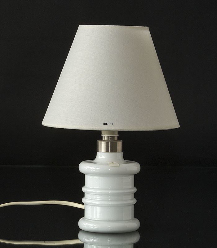 Rund lampeskærm 13 cm i højden, hvid chintz stof (passer til Holmegaard Apoteker reollampe nr. 4363272)