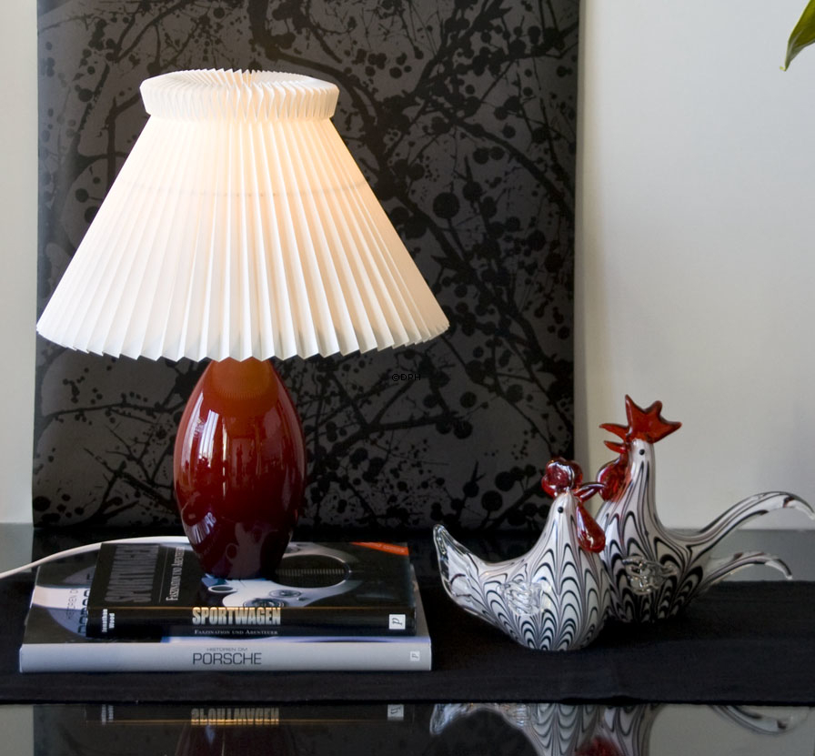 Holmegaard Cocoon (Base) Bordlampe, rød, lille - Udgået af produktion