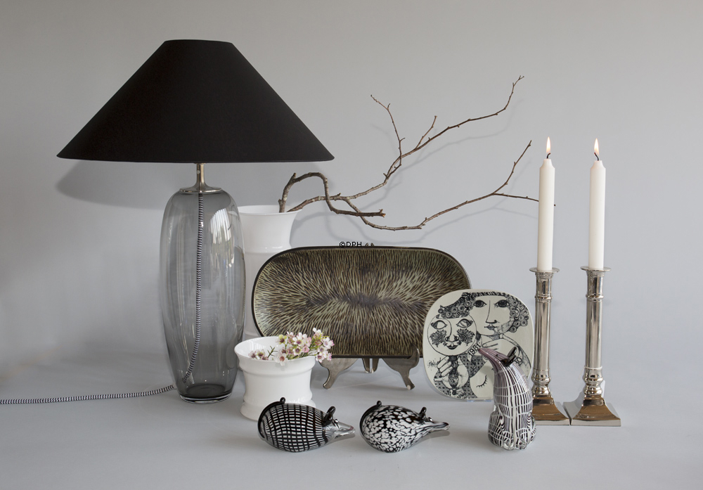 Liggende glasmus - sort og hvid plettet, Mundblæst glasfigur