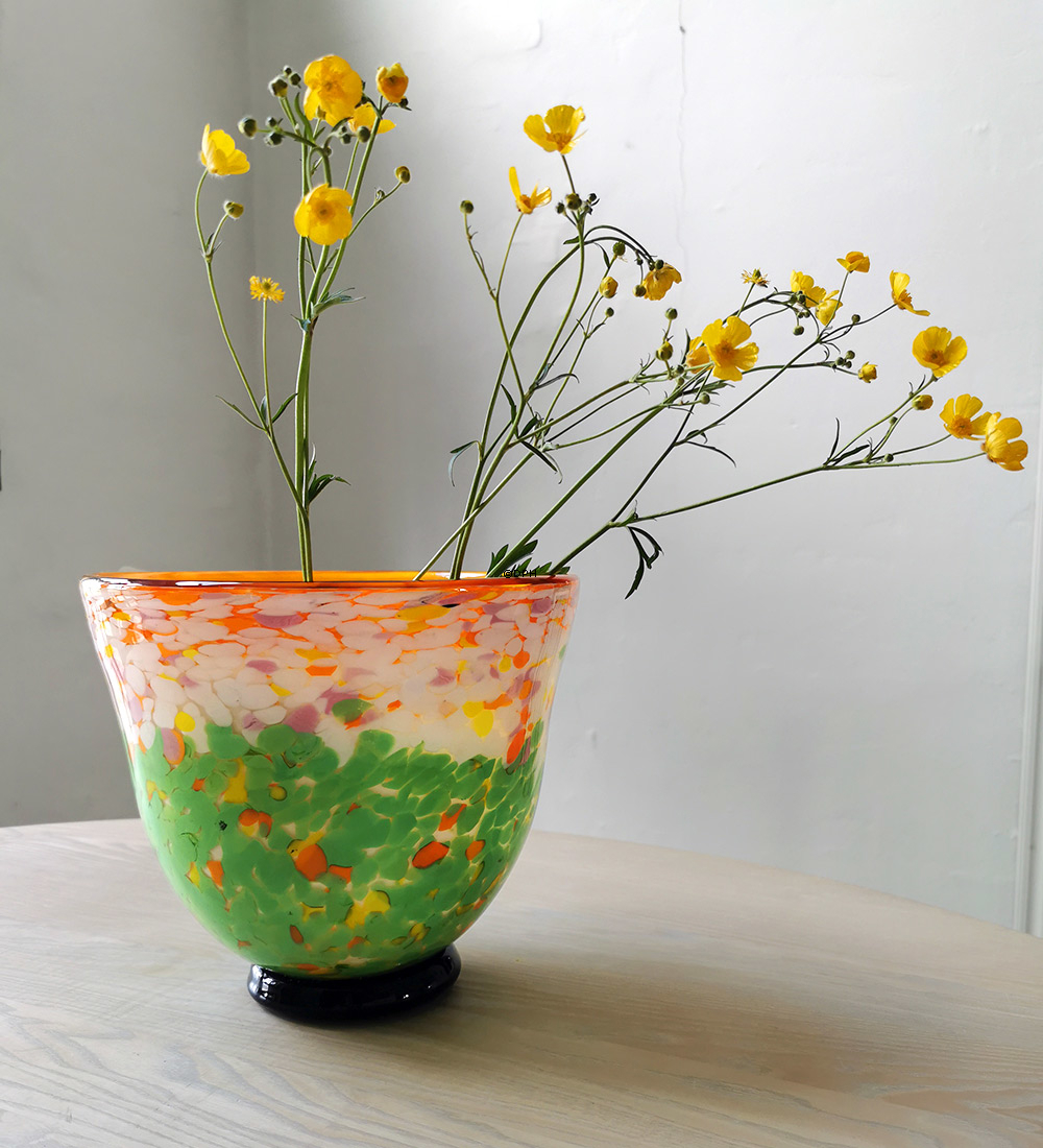 Glasskål med limegrøn bund 24x27cm, Glaskunst, Mundblæst,