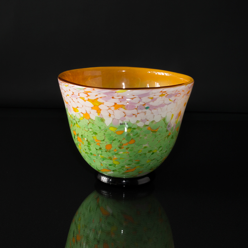 Glasskål med limegrøn bund 24x27cm, Glaskunst, Mundblæst,