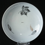 Leaves Round Dish, Bing & Grondahl no. 29