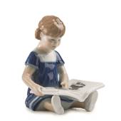 Else læser, mini, Pige siddende med bog, Royal Copenhagen figur