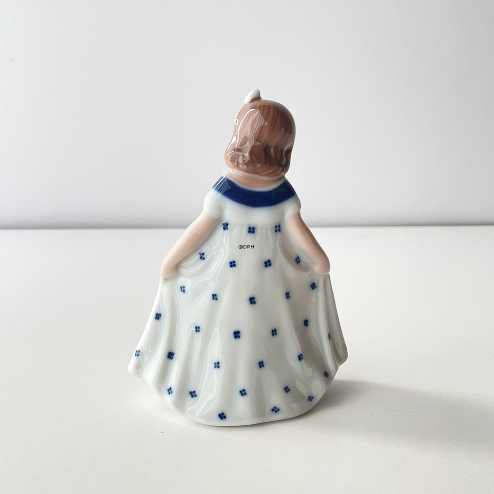 MINI Dansende pige med hvid kjole med blåt mønster, mini, Royal Copenhagen figur nr.101