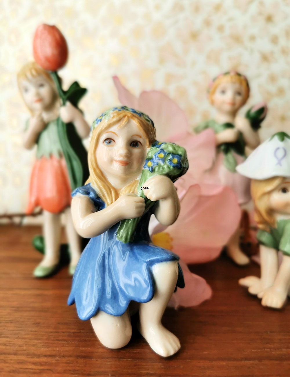 Celestina, Blomsterfeerne Royal Copenhagen figur nr. 252