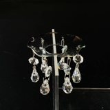 Lysmanchet, bølget m/sølvkant og små glaskrystal dråber (indvendigt hul 2,5cm)