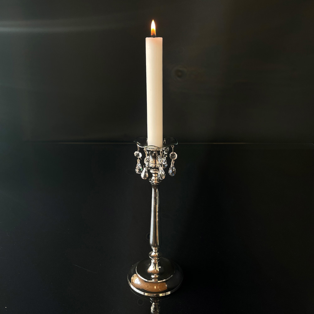 Lysmanchet, bølget m/sølvkant og små glaskrystal dråber  (indvendigt hul 2,5cm)
