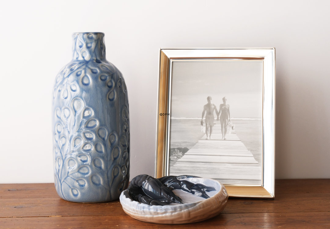 Vase i keramik, blå med mønster