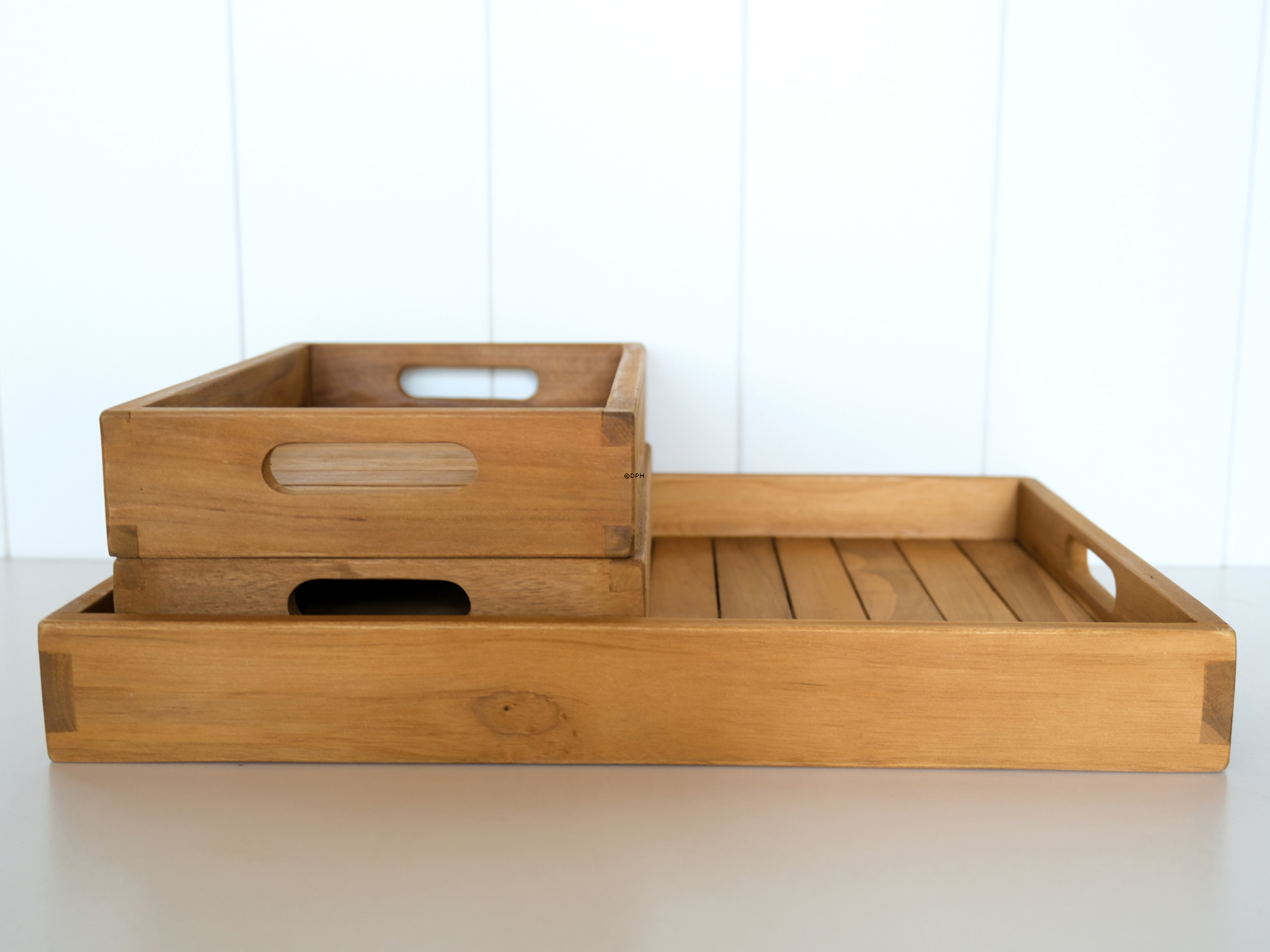 Træ bakker i teak natur, sæt af 3 stk. (1 stor: 40 x 29 cm - 2 stk. små: 26 x 18 cm)