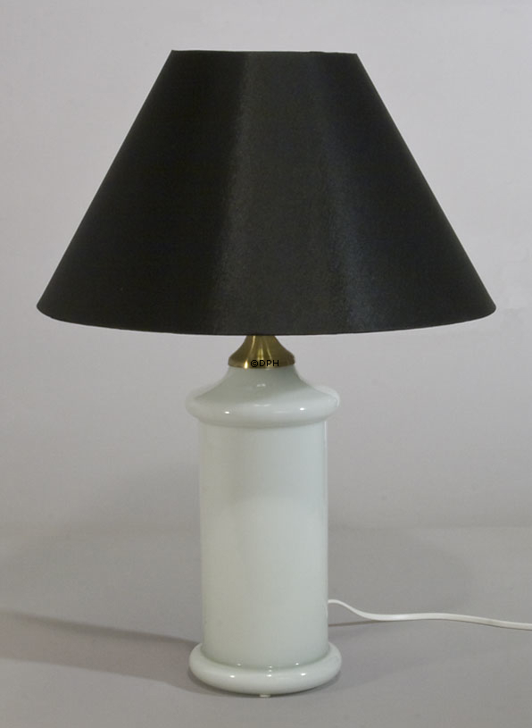 Rund lampeskærm høj model 20 cm i højden, sort chintz stof