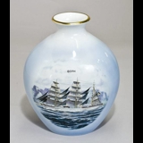 Windjammer vase, med motiv af det tyske skib Gorch Fock, Bing & Grondahl