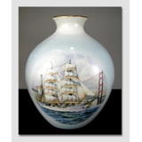 Windjammer vase, med motiv nr. 2 af skibet the Eagle, Bing & Grondahl