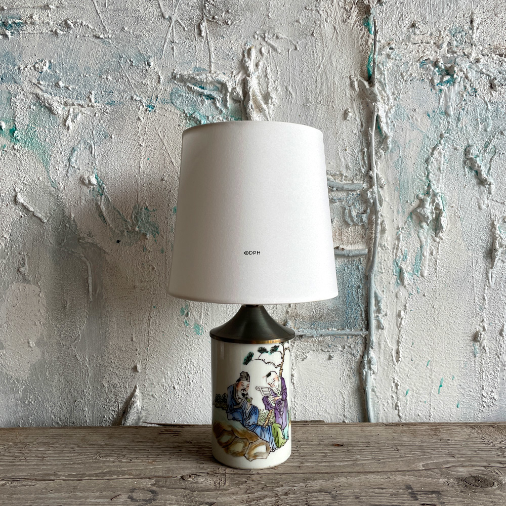 Gammel Kinesisk bordlampe med damer