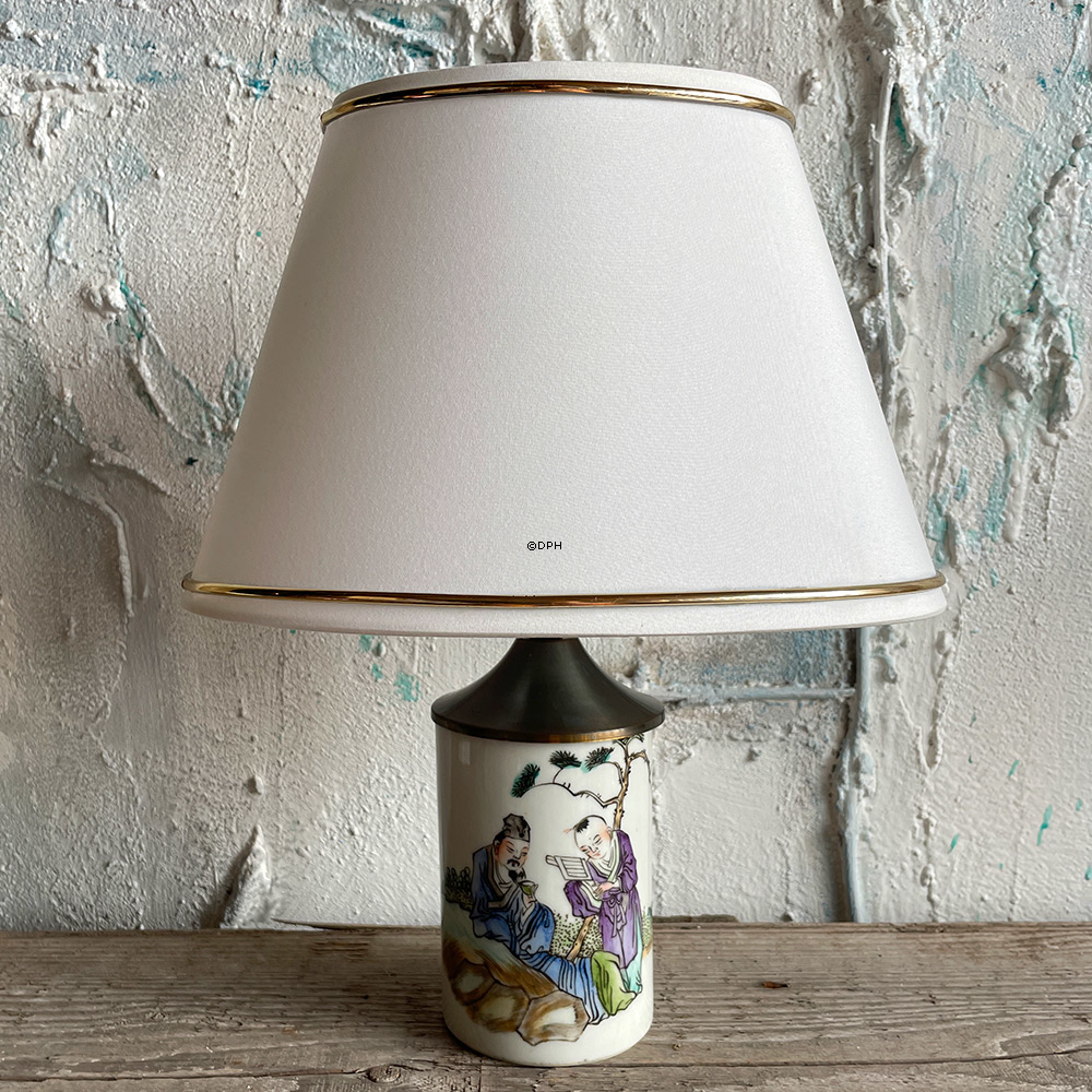 Gammel Kinesisk bordlampe med damer