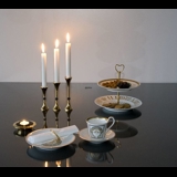 Complete centerpiece 2-layer, consisting of showed plates, fittings, etc.