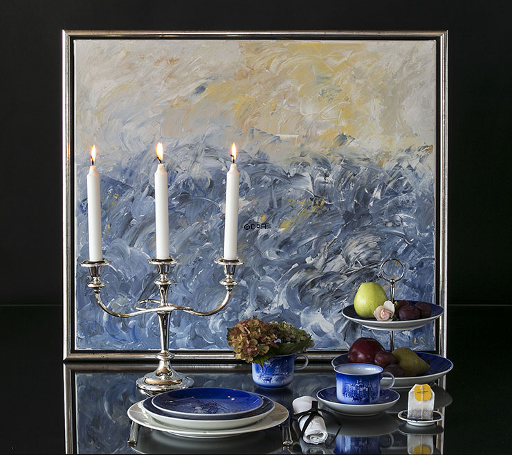 Komplet kageopsats 2-lags, bestående af viste Desiree platter (H. C. Andersen), fittings mv.