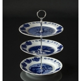 Komplet kageopsats, bestående af Jenny Nystrøm platter, fittings, mv.
