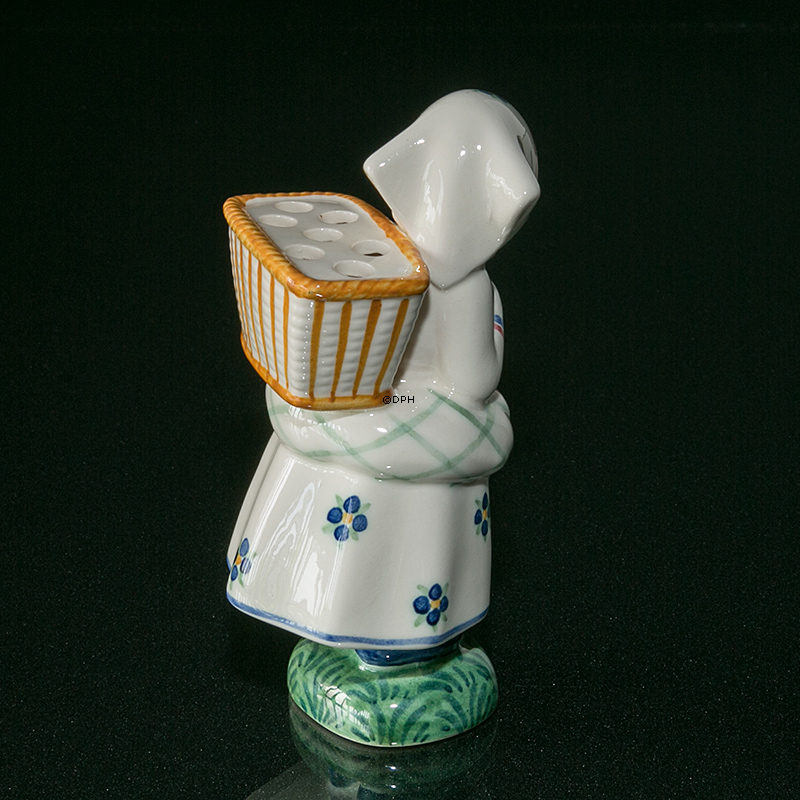 Skovserpige 1945, Aluminia Børnehjælpsdagsfigur nr, 2390