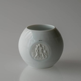 White Bing & Grøndahl vase with relief no. 1290