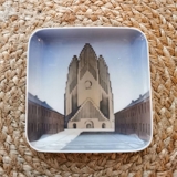 Dish with the Grundtvigs church, Bing & Grondahl No. 1300-6532