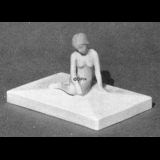 Woman on base, Bing & Grondahl figurine no. 1554