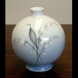 Vase mit Maiglöckchen, Bing & Gröndahl Nr. 157-5436