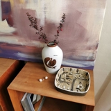 Vase med brun dekoration, Bing & Grøndahl nr. 158-5239