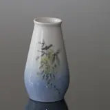 Vase med blomst, Guldregn, Bing & Grøndahl nr. 162-5256