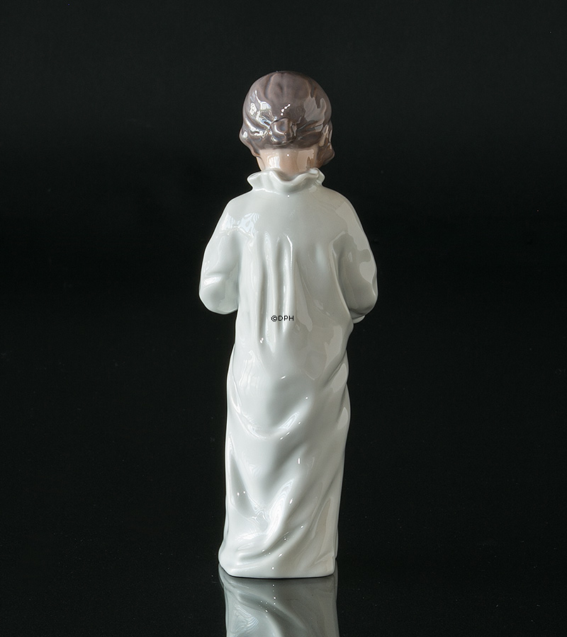 Godmorgen Mama, Pige i nattøj, Bing & Grøndahl figur nr. 1021408 / 1624