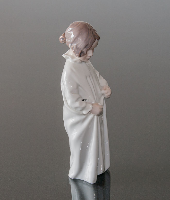 Godmorgen Mama, Pige i nattøj, Bing & Grøndahl figur nr. 1021408 / 1624