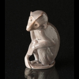 Lille siddende abe, Bing & Grøndahl figur Nr. 1667