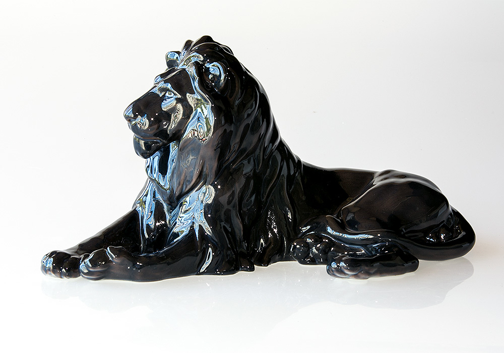 Sort Løve UNICA, Bing & Grøndahl figur nr. 1677