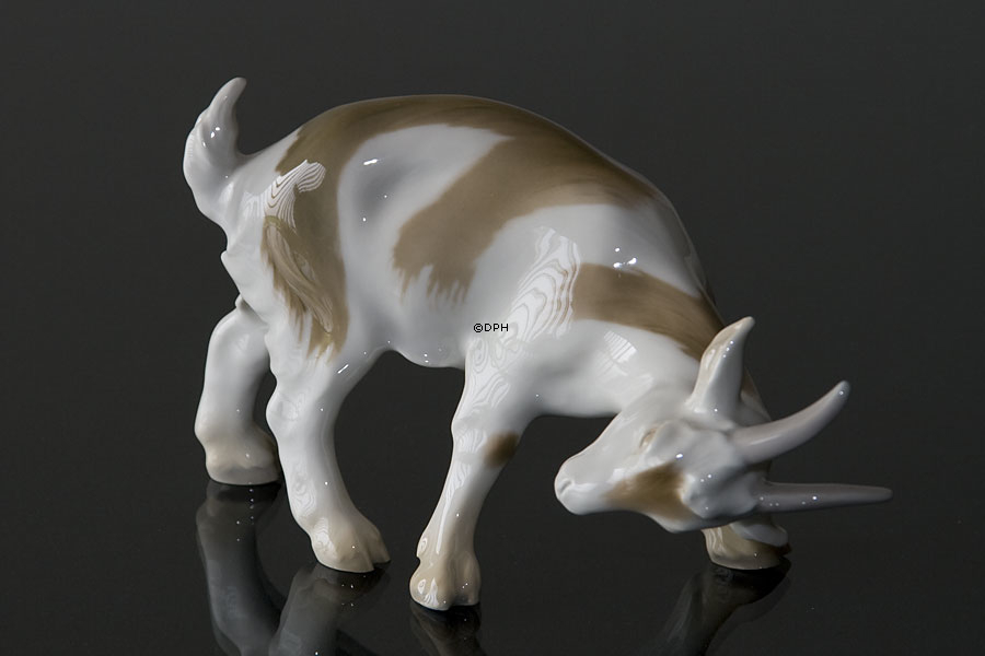 Stangende ged, Bing & Grøndahl figur nr. 1699