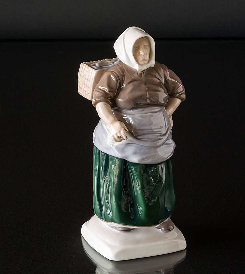 Skovshoved kone, Bing & Grøndahl figur nr. 1702