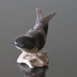 Swallow looking to the side, Bing & Grondahl bird figurine no. 1775