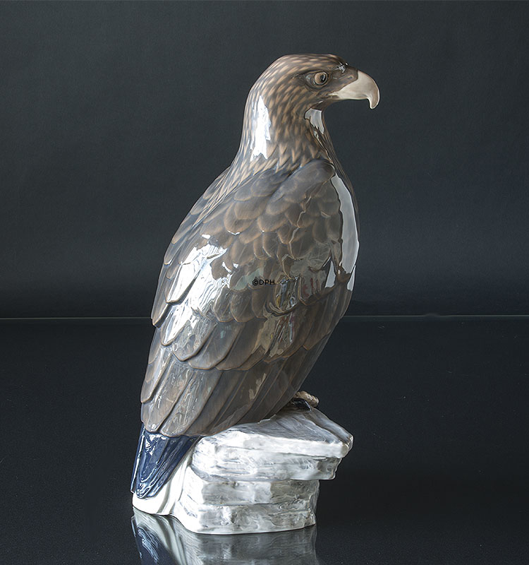 Stor ørn, Bing & Grøndahl fugle figur nr. 1795 (har en reparation på bagsiden af foden, se mere i beskrivelsen)