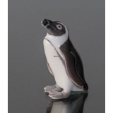 Kleiner stehender Pinguin, Bing & Gröndahl Vogelfigur Nr. 1020431 / 1821
