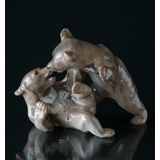 Group of bears, Bing & Grondahl figurine No. 1825