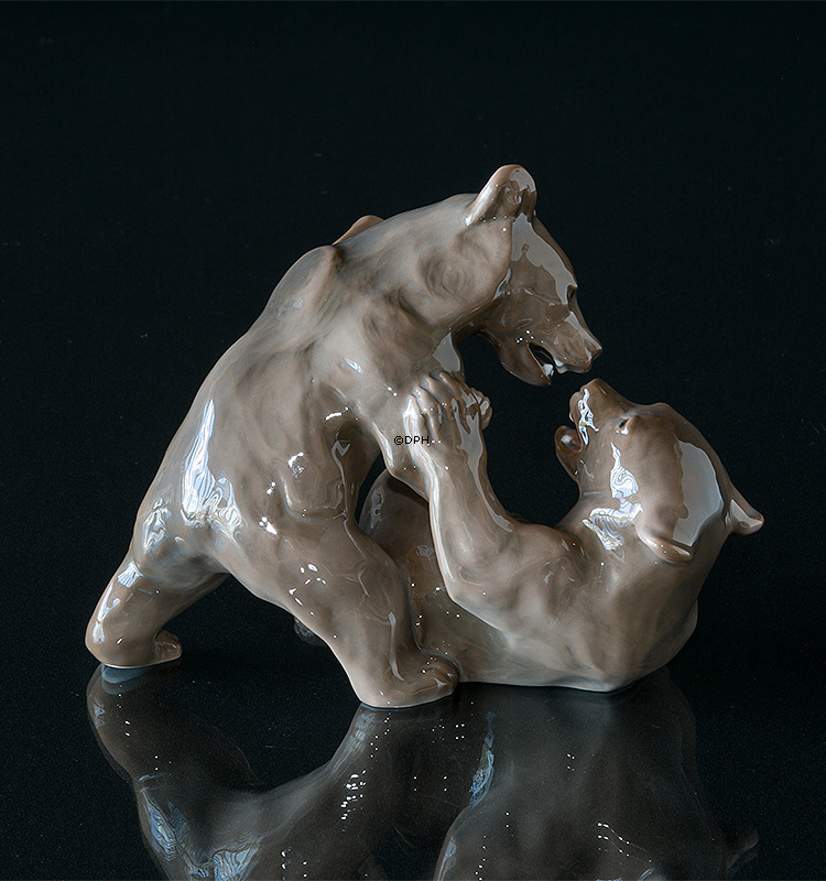 Bjørnegruppe, Bing & Grøndahl figur nr. 1825