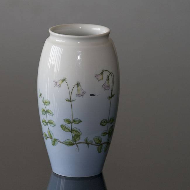 Vase med Klokkeblomst, Bing & Grøndahl nr. 1871-5254