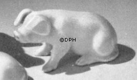 Siddende gris, Bing & Grøndahl figur nr. 1882