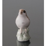 Linnet being attentive, Bing & Grondahl bird figurine No. 1887