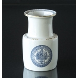Vase med Københavns Universitet, Bing & Grøndahl nr. 1890-5750