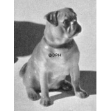 Siddende Mops, Bing & Grøndah hunde figur nr. 1895