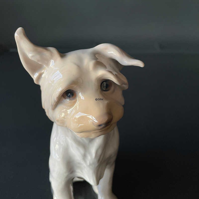 Siddende Cairn Terrier, Bing & Grøndahl hundefigur nr. 1914