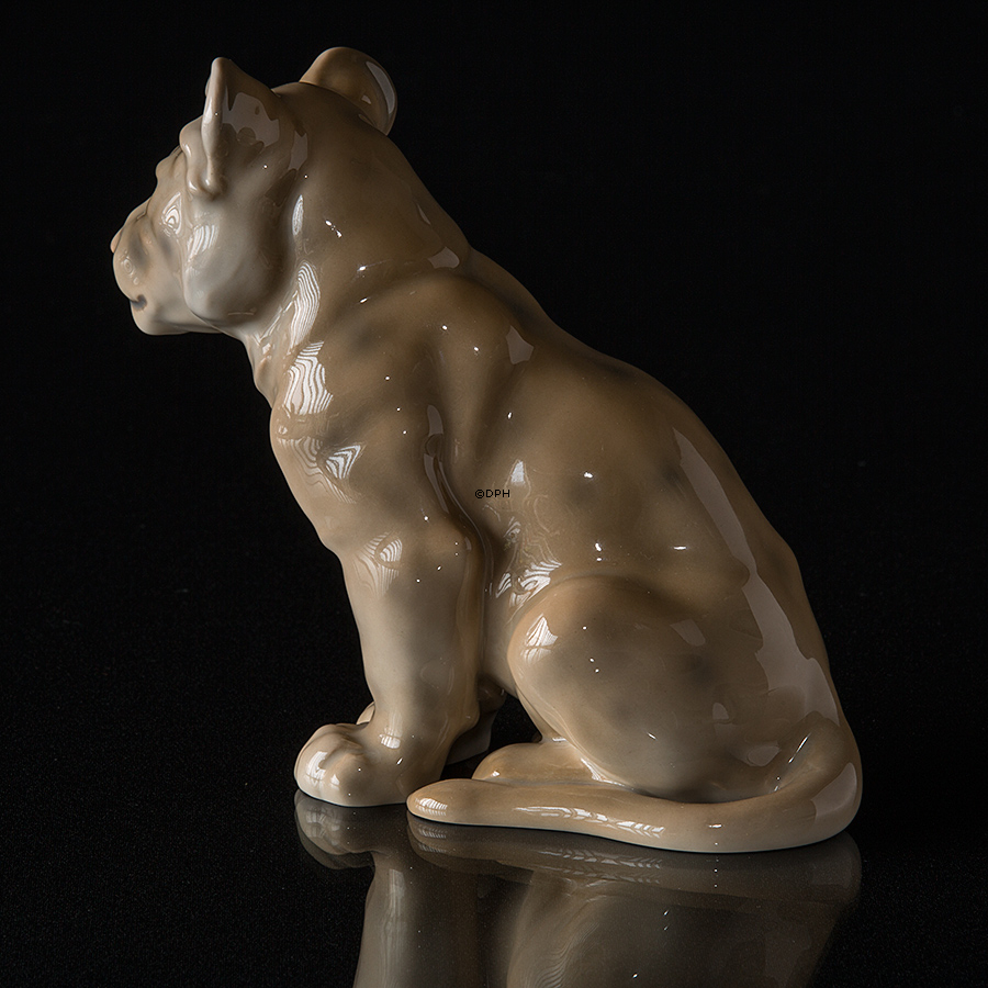 Løveunge, Bing & Grøndahl figur nr. 1923