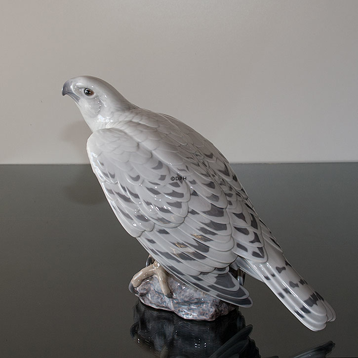 Jagtfalk, Bing & Grøndahl fuglefigur nr. 441 eller 1953