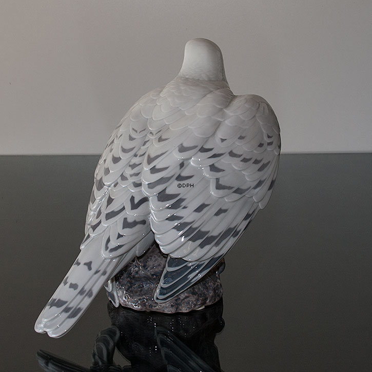 Jagtfalk, Bing & Grøndahl fuglefigur nr. 441 eller 1953