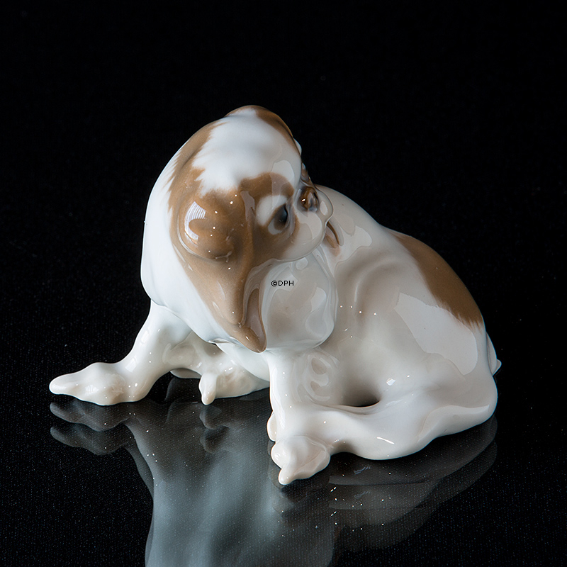 Siddende Pekingeser, miniature Bing & Grøndahl hunde figur nr. 1986