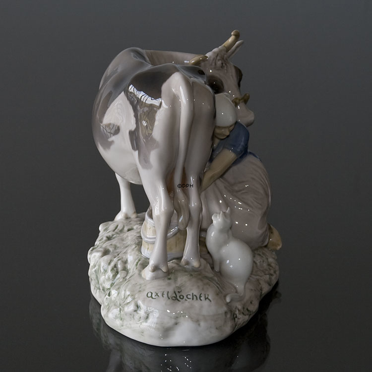 Malkepige, Bing & Grøndahl figur nr. 443 / 2017